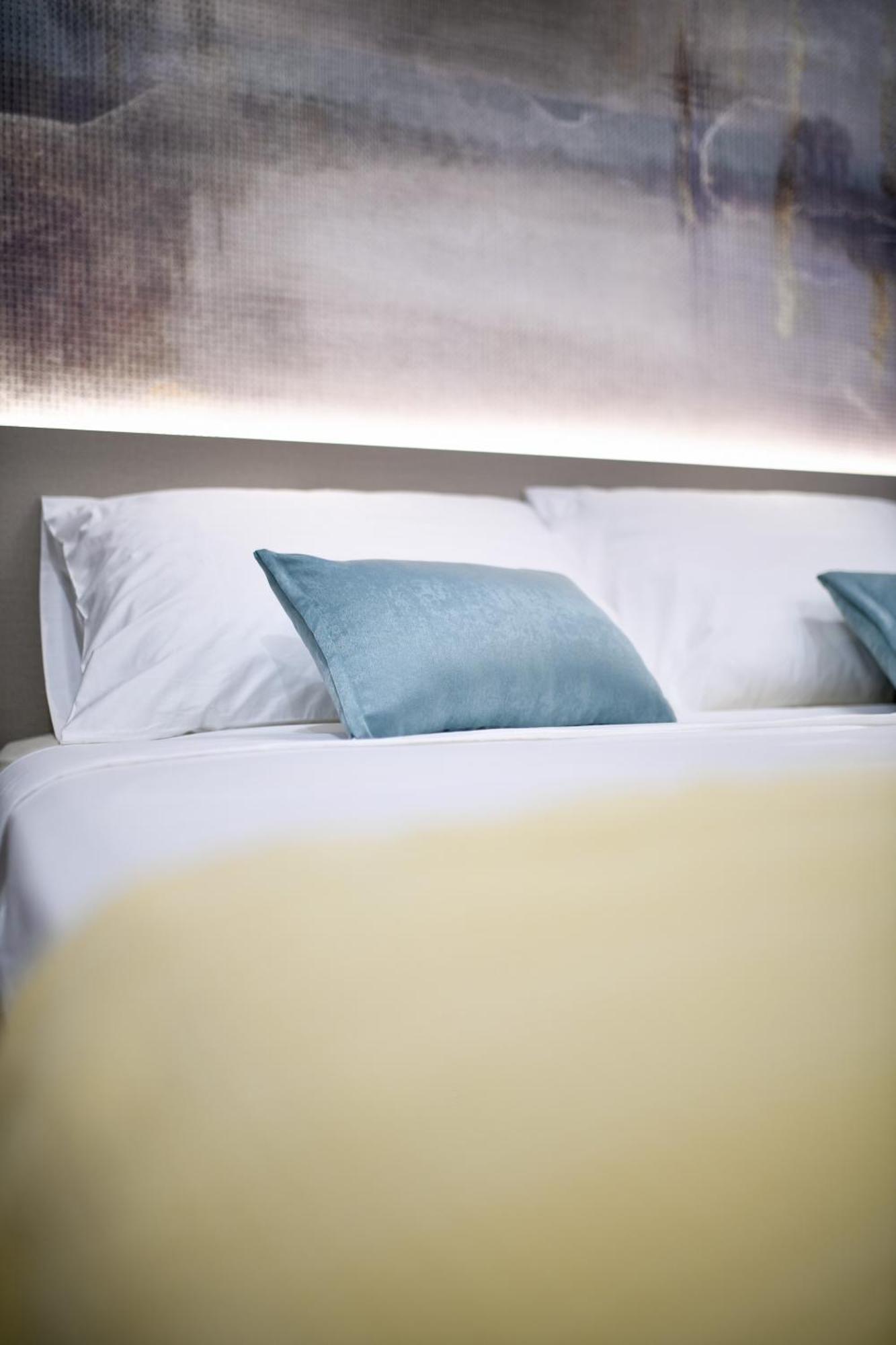 Crowonder Apartments & Rooms Oaza With Heated Swimming Pool And Sauna Turanj Buitenkant foto
