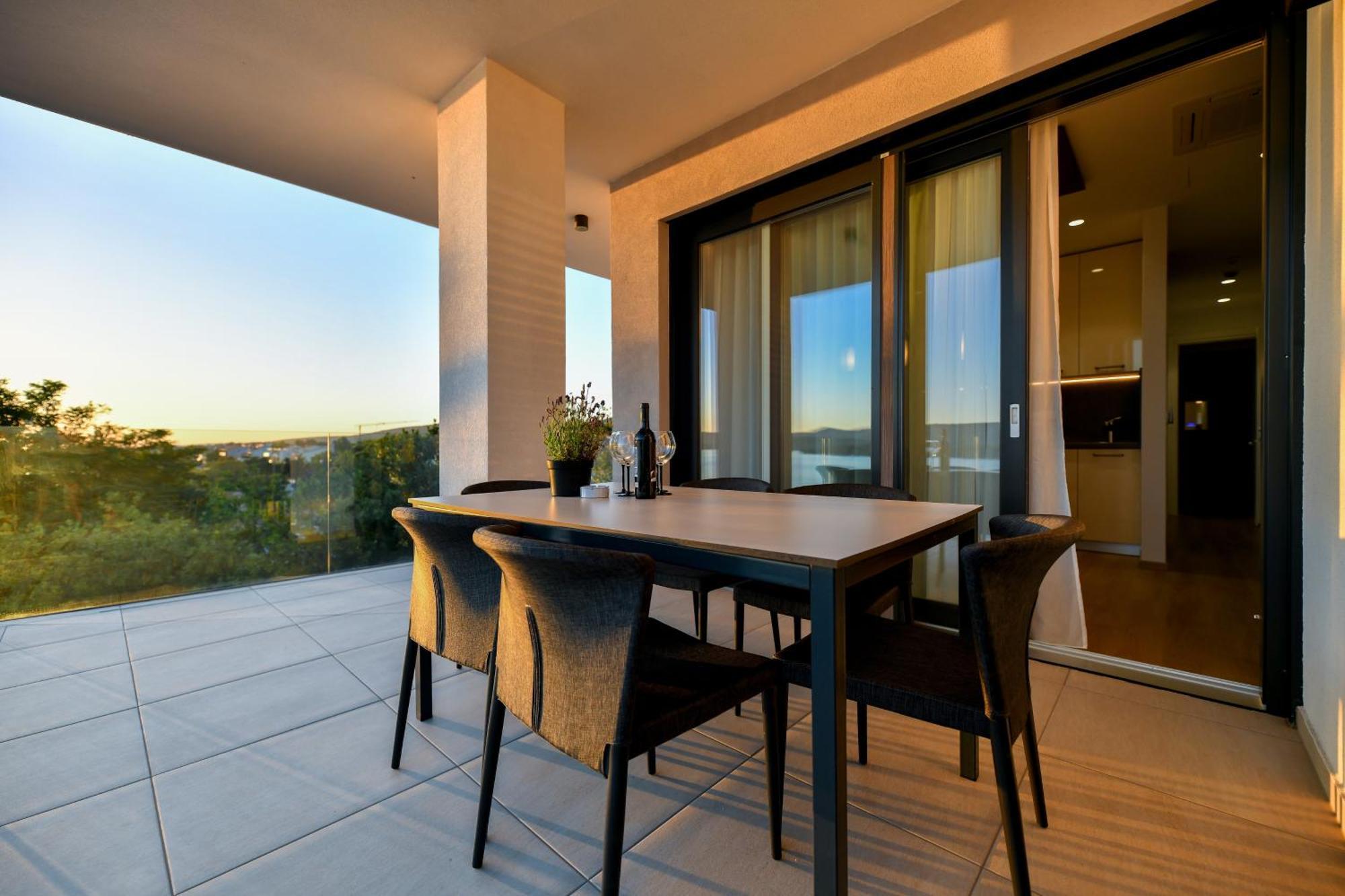 Crowonder Apartments & Rooms Oaza With Heated Swimming Pool And Sauna Turanj Buitenkant foto