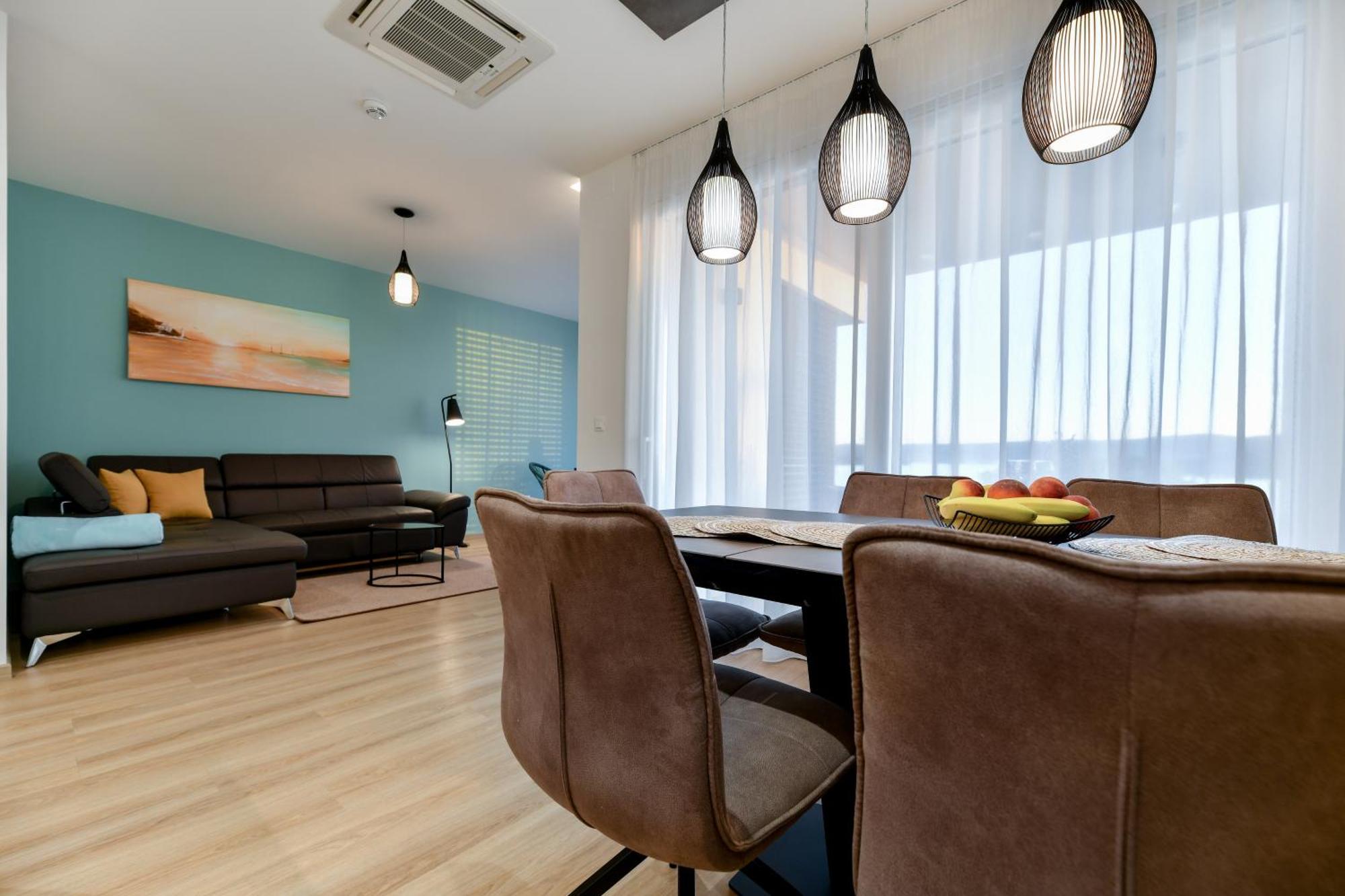 Crowonder Apartments & Rooms Oaza With Heated Swimming Pool And Sauna Turanj Buitenkant foto